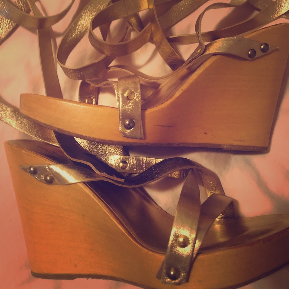 Vintage Gold Dolce and Gabbana strappy Wedges